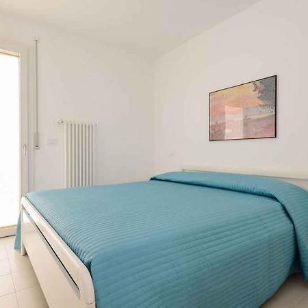 Apartment In Lignano Sabbiadoro 21782 Eksteriør bilde