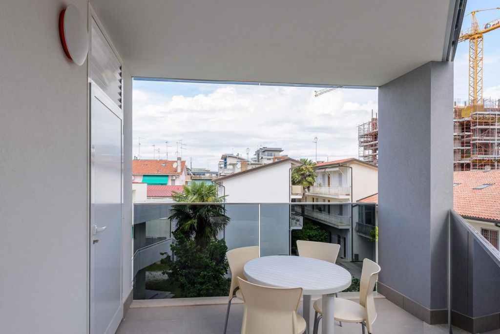 Apartment In Lignano Sabbiadoro 21782 Eksteriør bilde